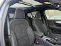 Volvo XC40 B4 Plus Black Edition **DIRECT LEVERBAAR** Panoramadak | 360 graden camera | 20 inch lichtmetalen velgen | Getint glas | Nubuck/Microtech bekleding | Climate Pack | Driver Assist Pack