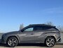 Hyundai Tucson 1.6 T-GDI 238PK HEV N Line Sky | €5.500,- Korting | MY26 | Verhoogd vermogen & Trekgewicht |Panoramische schuifkanteldak | 360 Camera | Alcantara &Stoelverwarming &ventilatie |