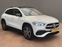 Mercedes-Benz GLA 250 e Business Solution AMG Limited Widescreen | Panorama Dak | Elek. Stoelen met Geheugen | Alcantara Bekleding | Stoelverwarming | Camera | Trekhaak | Digitaal Dashboard | AMG Styling | AMG-styling | Achteruitrijcamera | Alcantara