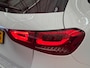 Mercedes-Benz GLA 250 e Business Solution AMG Limited Widescreen | Panorama Dak | Elek. Stoelen met Geheugen | Alcantara Bekleding | Stoelverwarming | Camera | Trekhaak | Digitaal Dashboard | AMG Styling | AMG-styling | Achteruitrijcamera | Alcantara