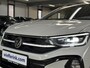 Volkswagen Taigo 1.0 TSI R-Line DSG | IQ.Light | Camera | Stoelverwarming | Draadloze lader | 18" |