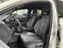 Volkswagen Taigo 1.0 TSI R-Line DSG | IQ.Light | Camera | Stoelverwarming | Draadloze lader | 18" |