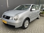 Volkswagen Polo 1.4-16V Highline Airco - Cruise control - Elektrische ramen voor - Radio - Licht metalen velgen 14 inch - regensensor - Apk keuring tot nov 2026