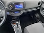Toyota Yaris 1.5 Hybrid Trend Automaat, achteruitrij camera, cruise control, elektr. climate control, navigatie, start/stop systeem, boekjes compleet