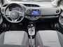Toyota Yaris 1.5 Hybrid Trend Automaat, achteruitrij camera, cruise control, elektr. climate control, navigatie, start/stop systeem, boekjes compleet