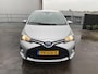 Toyota Yaris 1.5 Hybrid Trend Automaat, achteruitrij camera, cruise control, elektr. climate control, navigatie, start/stop systeem, boekjes compleet