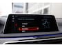 BMW 7-Serie 740Le 327 pk xDrive iPerformance / Nieuwstaat/ Dealer.ond/ Bowers&Wilkins/ Achteras-Sturing/ Pano-dak/ Head-Up/ Keyless/ Lucht-Vering/ Nappa-Leder/ Soft-Close/ 19'' LMV