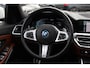 BMW 3-Serie Touring 330e High Exe. M Sport / Panoramadak / Camera / Luxe Leder / Head-up / Keyless / 19'' / CarPlay / Stoelverwarming / DAB / Dodehoek / ACC