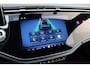 Mercedes-Benz E-klasse 300 e AMG Line | Hyperscreen | Distronic | Panoramadak | Memory | Burmester | HUD | 3D-Display | Digital Light | Surround Camera | Nightpakket | Keyless Go |