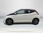 Toyota Aygo 1.0 VVT-i x-joy | All Seasonbanden| Climate control| Cruise control| Bestuurdersstoel in hoogte verstelbaar| Apple Carplay|
