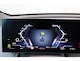 BMW iX XDrive50 High Executive 112 kWh | panoramadak skylounge | luchtvering | elek. trekhaak |adap. cruise | massage | SOH 94.3 %