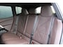 BMW iX XDrive50 High Executive 112 kWh | panoramadak skylounge | luchtvering | elek. trekhaak |adap. cruise | massage | SOH 94.3 %