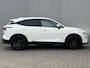 Nissan Qashqai 1.3 MHEV Xtronic Tekna Plus / Vaste Trekhaak 13-polig (Trekgewicht 1.800kg) / All Seasons / Panoramadak / HUD / Apple Carplay & Android Auto / Keyless Entry & Start / Elektrische Achterklep / Adaptieve Cruise Control / Navigatie full map / Elektrisch Verstelbare Voorstoelen met geheugenset Bestuurdersstoel / Stoel- en Stuurverwarming / Voorruitverwarming /