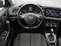 Volkswagen T-Roc 1.5 TSI Sport | Stoelverwarming | ACC | Camera | 17"| Navigatie |