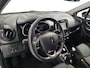 Renault Clio 0.9 TCe Limited * Carplay * Dealeronderhouden * Navigatie * LM Velgen 16" * 12 Maanden BOVAG Garantie *