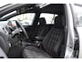 Volkswagen Golf 2.0 GTI 211pk Revisie motor, Schuifdak, Navi
