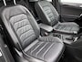 Volkswagen Tiguan Allspace 1.4 TSI Highline Business R | Automaat  | Panoramadak | Stoel verwarming | Virtual cockpit | Navigatie | Camera | Apple carplay | Climate control | Parkeer sensoren | Schuifdak | LMV | LED | Trekhaak