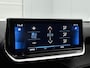 Peugeot 2008 1.2 PureTech Blue Lease Allure | Automaat | Climate control | Virtual cockpit | Navigatie | Cruise control | Half-Leder | LMV | Parkeer sensoren | LED | Camera |