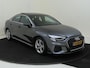 Audi A3 Limousine 35 TFSI S edition | Panoramadak | Full LED verlichting | Cruise Control | Parkeersensoren achter | CarPlay | Navigatie Plus |