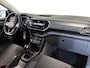 Volkswagen T-Cross 1.0 95pk TSI Life Adaptive Cruise Control | Parkeersensoren voor & achter | Getinte ramen achter