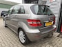 Mercedes-Benz B-klasse 200 -AUTOMAAT-CLIMA-CRUISECONTROL-TREKHAAK-1500 KG TREKGEWICHT-VOLLEDER-ORIGINEEL NEDERLANDS!-ETC.