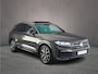 Volkswagen Touareg R Edition 3.0 TSI eHybrid 462pk Tiptronic Trekhaak, Luchtvering, Lederen bekleding, Panoramadak, Head up display. DYN audio, Adaptive cruise control