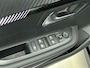Peugeot 208 1.2 Hybrid 100PK Automaat Allure Navigatie Apple Carplay/Android Auto Airco Parkeer sensoren Cruise Control Lichtmetalen Velgen