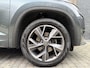 Skoda Kodiaq 1.5 TSI Sportline Automaat | Trekhaak uitklapbaar | Navigatiesysteem | Stoelverwarming | Stuurverwarming | Getint glas | Cruise control adaptief | Dodehoek detectie | Achteruitrijcamera | Parkeersensoren voor en achter