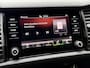 Skoda Kodiaq 1.5 TSI Sportline Automaat | Trekhaak uitklapbaar | Navigatiesysteem | Stoelverwarming | Stuurverwarming | Getint glas | Cruise control adaptief | Dodehoek detectie | Achteruitrijcamera | Parkeersensoren voor en achter
