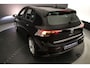 Volkswagen Golf Life 1.0 TSI 110pk Adaptive cruise control, Stoelverwarming, LED koplampen, Stuurwiel verwarmd, Parkeersensoren, App connect, Bluetooth