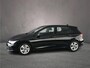 Volkswagen Golf Life 1.0 TSI 110pk Adaptive cruise control, Stoelverwarming, LED koplampen, Stuurwiel verwarmd, Parkeersensoren, App connect, Bluetooth