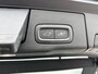 Volvo XC60 T8 Recharge R-Design | 19" | Panoramadak | Head-up | 360 Camera | Trekhaak | Elektrisch verstelbare Stoelen | Full LED | BLIS | Verwarmbare Stoelen | Keyless