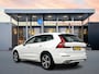 Volvo XC60 T8 Recharge R-Design | 19" | Panoramadak | Head-up | 360 Camera | Trekhaak | Elektrisch verstelbare Stoelen | Full LED | BLIS | Verwarmbare Stoelen | Keyless