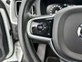 Volvo XC60 T8 Recharge R-Design | 19" | Panoramadak | Head-up | 360 Camera | Trekhaak | Elektrisch verstelbare Stoelen | Full LED | BLIS | Verwarmbare Stoelen | Keyless