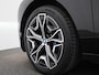 BMW iX xDrive40 Executive 77 kWh | NAVIGATIE | HEAD UP DISPLAY | STUUR- & STOELVERWARMING | CAMERA | HARMAN/KARDON |