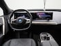 BMW iX xDrive40 Executive 77 kWh | NAVIGATIE | HEAD UP DISPLAY | STUUR- & STOELVERWARMING | CAMERA | HARMAN/KARDON |