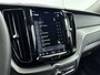 Volvo XC60 T6 Plug-in hybrid Ultra Dark Long Range | Trekhaak | PDC + 360 Camera | BLIS | Elektrische achterklep | Stoel + Stuurverwarming | Standkachel |
