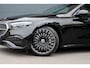 Mercedes-Benz E-klasse 200 Premium+ AMG Line | Hyperscreen | Luchtvering | Achterasbesturing | Massage | Distronic+ | Stoelventilatie | Burmester | Soft-Close | Vlakkenverwarming | Digital Light | Panoramadak | HUD |