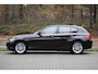 BMW 1-Serie 118d Executive Origineel NL | Navigatie | LED koplampen | Afn. Trekhaak | Climate control | Alarm kl.3 | Parkeersensoren | etc