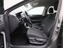 Volkswagen Polo 1.0 TSI R-Line Edition ADAPTIEVE CRUISE | CAMERA | DAB | APPLE CARPLAY  | LMV | AIRCO | 12 MAANDEN BOVAG GARANTIE |