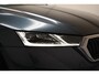 Skoda Octavia Combi 1.5 e-TSI 150pk Business Edition Aut. [ Virtual Navi Stoelverwarming Trekhaak ]