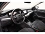Skoda Octavia Combi 1.5 e-TSI 150pk Business Edition Aut. [ Virtual Navi Stoelverwarming Trekhaak ]