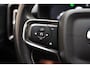 Volvo XC40 Recharge P8 AWD R-Design 3 fase [ Leder/Alcantara Stoelverwarming Adapt.cruise ]