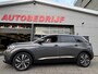 Peugeot 5008 1.2 PureTech Blue Lease Premium 7 Pers. uitvoering I Navigatie / Apple CarPlay I Airco I LED I PDC I Nwe APK 09-2027