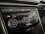 Volkswagen T-Roc 1.5 TSI Sport | Trekhaak | Stoel verwarmd | Stuur verwarmd |