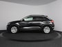 Volkswagen T-Roc 1.5 TSI Sport | Trekhaak | Stoel verwarmd | Stuur verwarmd |