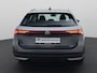 Volkswagen Passat Variant 1.5eTSI/150PK DSG · Navigatie · Stoel-& stuurverwarming · Apple/Android Car Play · Garantie tot juni 2026
