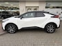 Toyota C-HR 2.0 PHEV 220 First Edition | Navi | Sensoren v/a | Dodehoek |