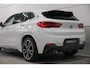 BMW X2 sDrive20i M-Sport | Panoramadak | Trekhaak | Camera | Stoelverwarming