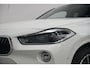 BMW X2 sDrive20i M-Sport | Panoramadak | Trekhaak | Camera | Stoelverwarming